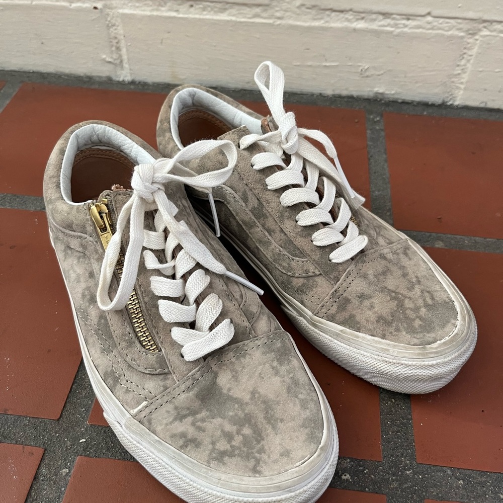 Vans old school grey suede with gold zipper Size: women 6 mens 4.5